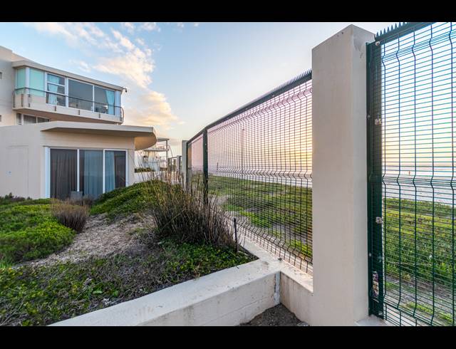 2 BEDROOM APARTMENT FOR SALE IN LAGOON BEACH